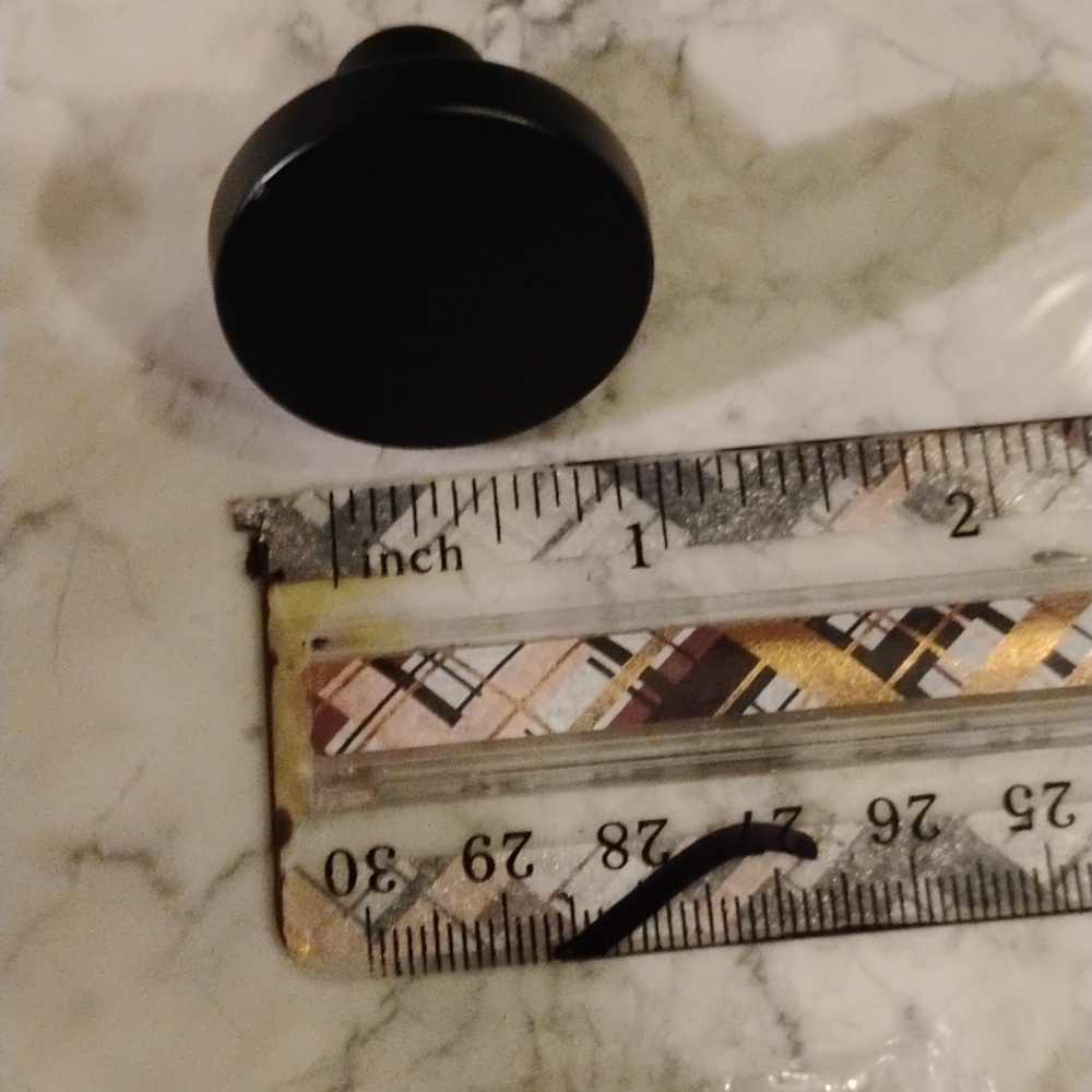 Set of 10 Cabinet knobs/drawer pulls